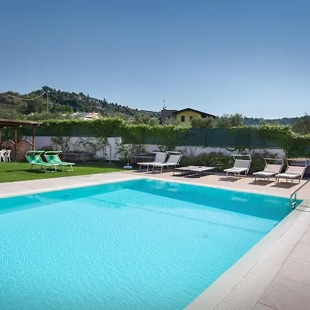 Casa Alex-con Piscina E Vista * Garda (Verona)